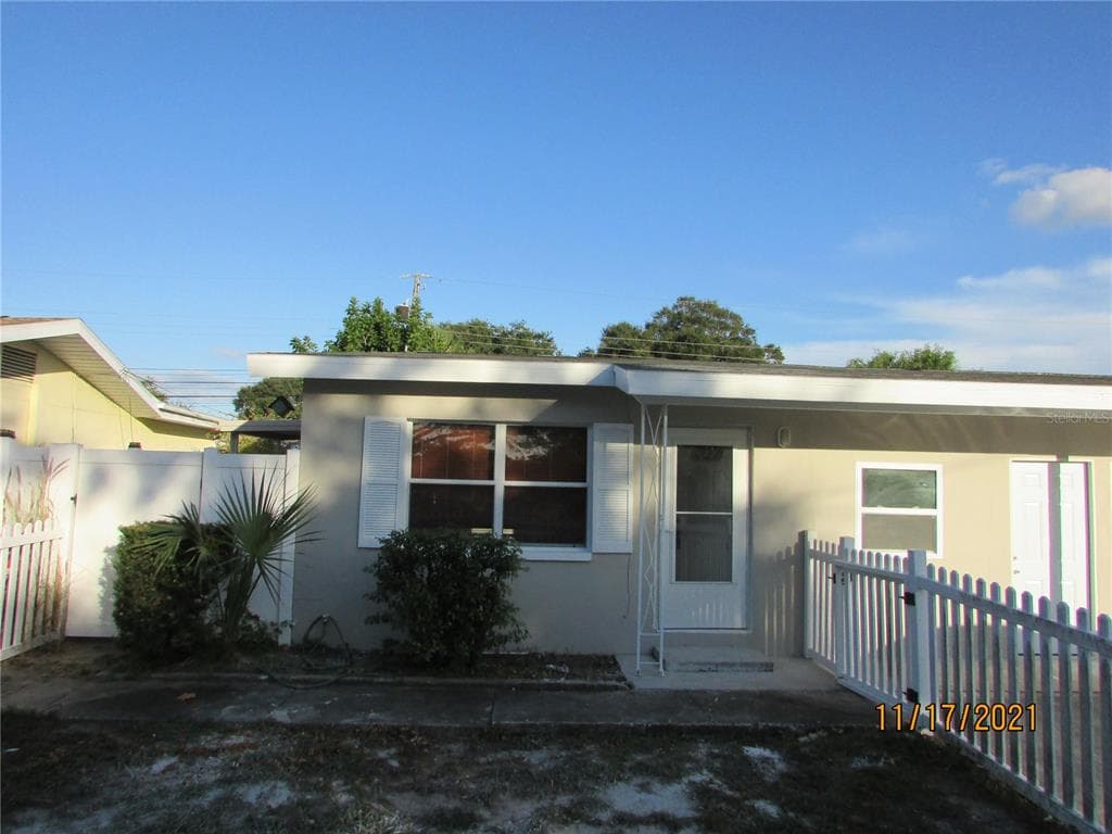 1055 TROTTER ROAD LARGO, FL 33770