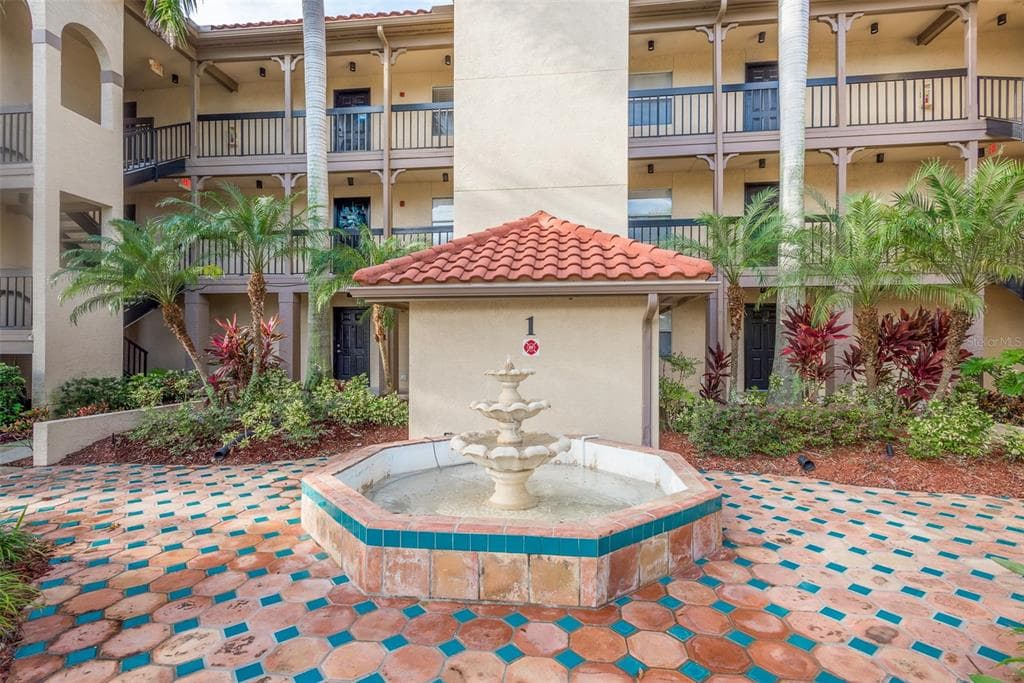 2400 FEATHER SOUND DRIVE UNIT 133 CLEARWATER, FL 33762