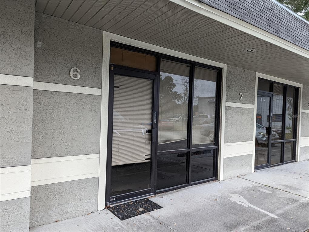 5650 PARK BOULEVARD N UNIT 6 & 7 PINELLAS PARK, FL 33781