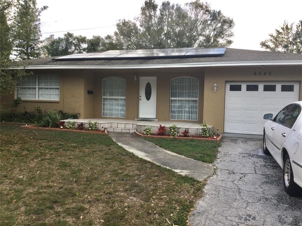6040 39TH AVENUE N ST PETERSBURG, FL 33709