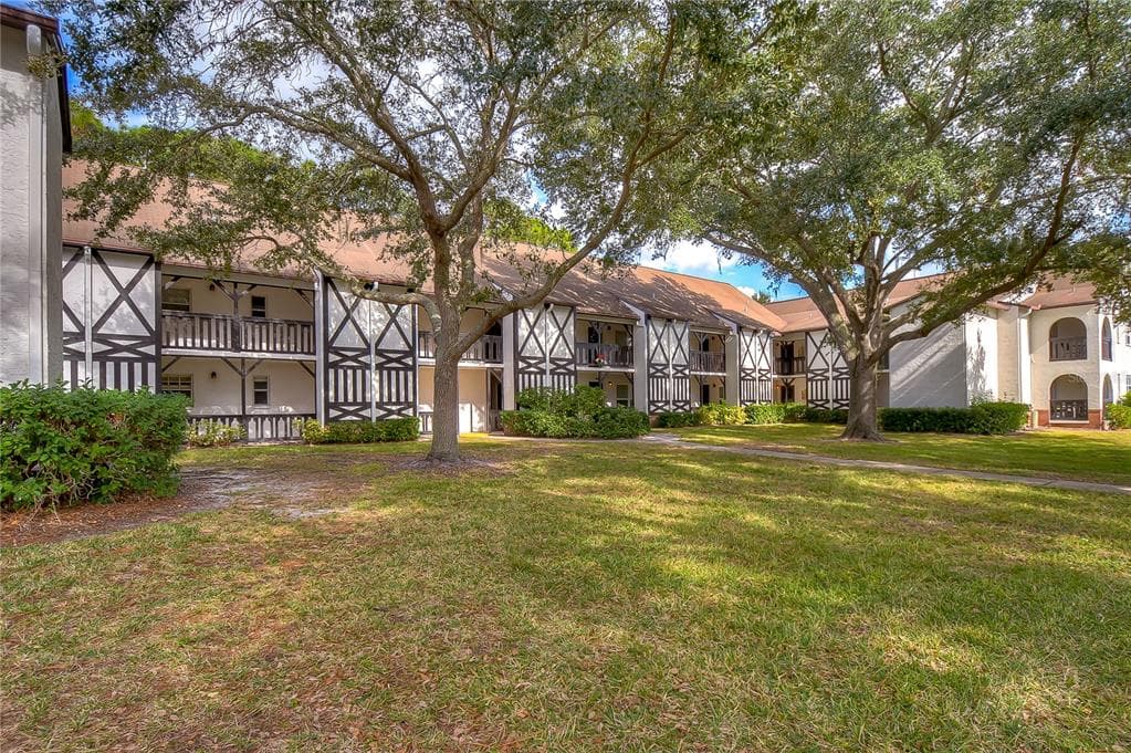 380 N BAYSHORE BOULEVARD UNIT 208 CLEARWATER, FL 33759