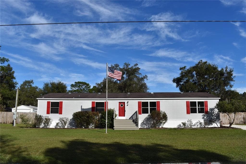 214 PALMWAY DRIVE SATSUMA, FL 32189