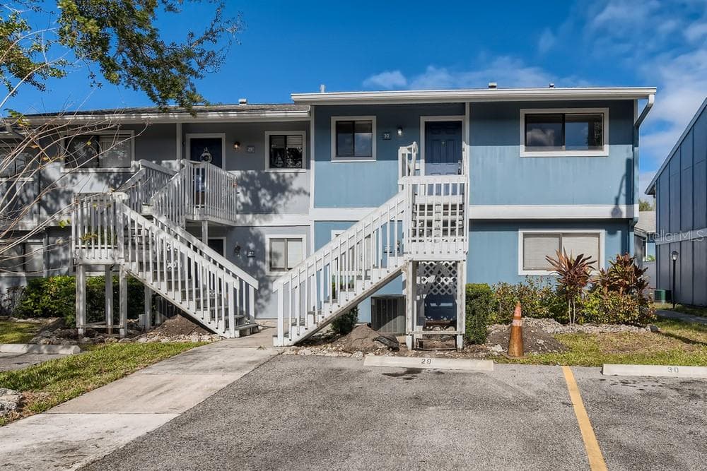 6033 34TH STREET W UNIT 30 BRADENTON, FL 34210