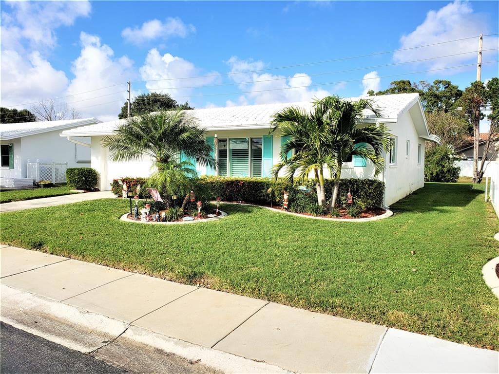 3535 101ST TERRACE N UNIT 4 PINELLAS PARK, FL 33782