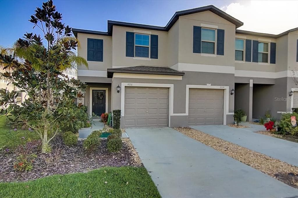 9731 PEMBROOKE PINES DRIVE RUSKIN, FL 33573