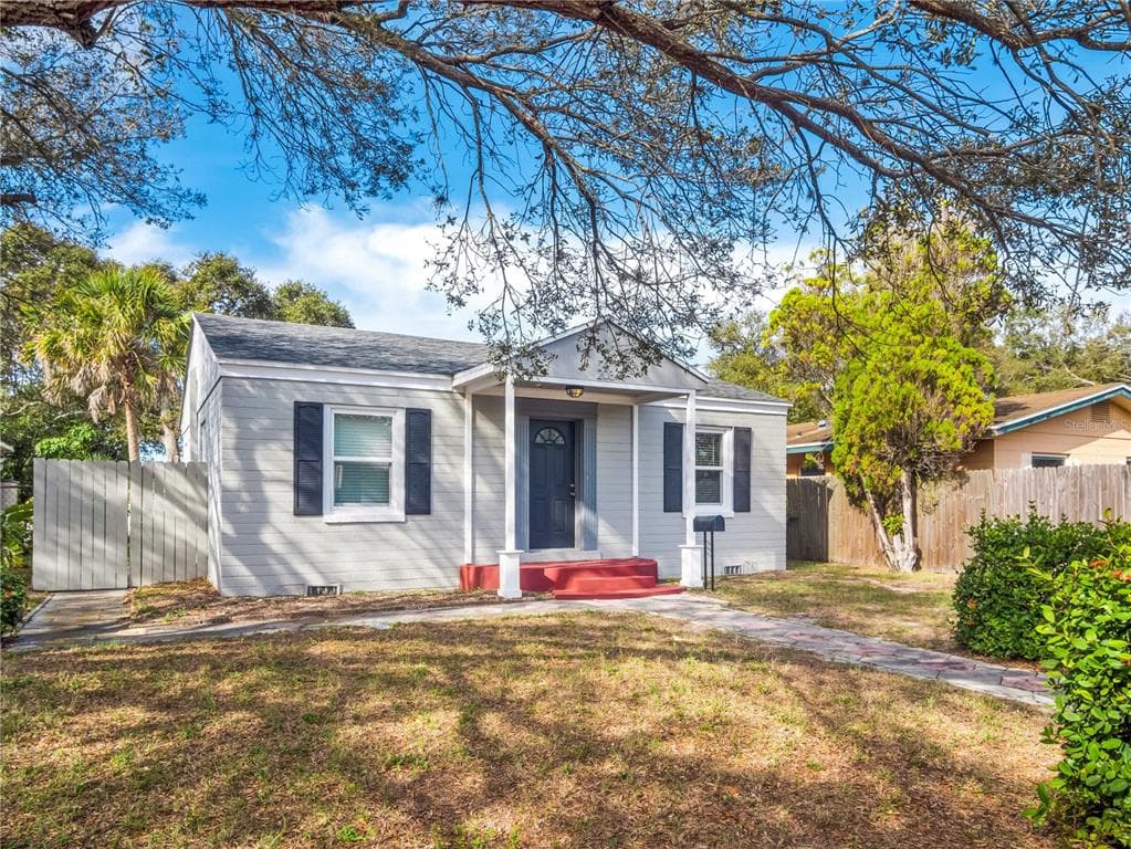 2034 49TH STREET N ST PETERSBURG, FL 33710
