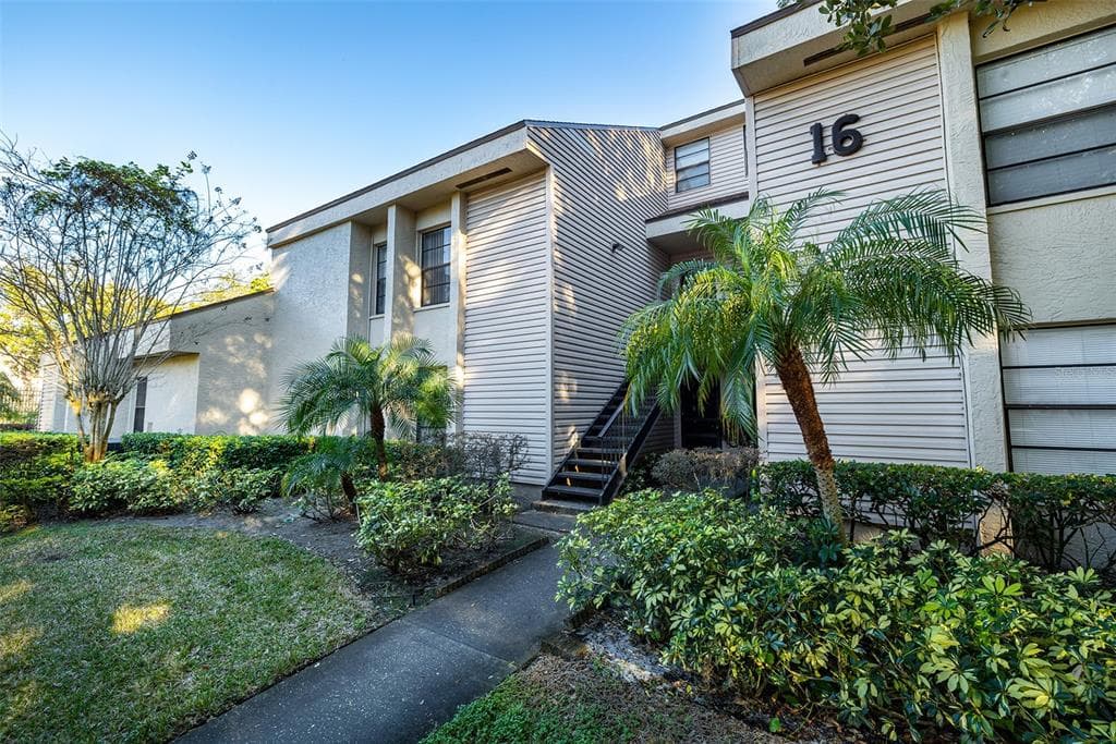 5101 PURITAN CIRCLE UNIT 1603 TAMPA, FL 33617