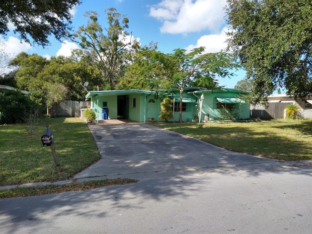 4909 AZALEA DRIVE NEW PORT RICHEY, FL 34652
