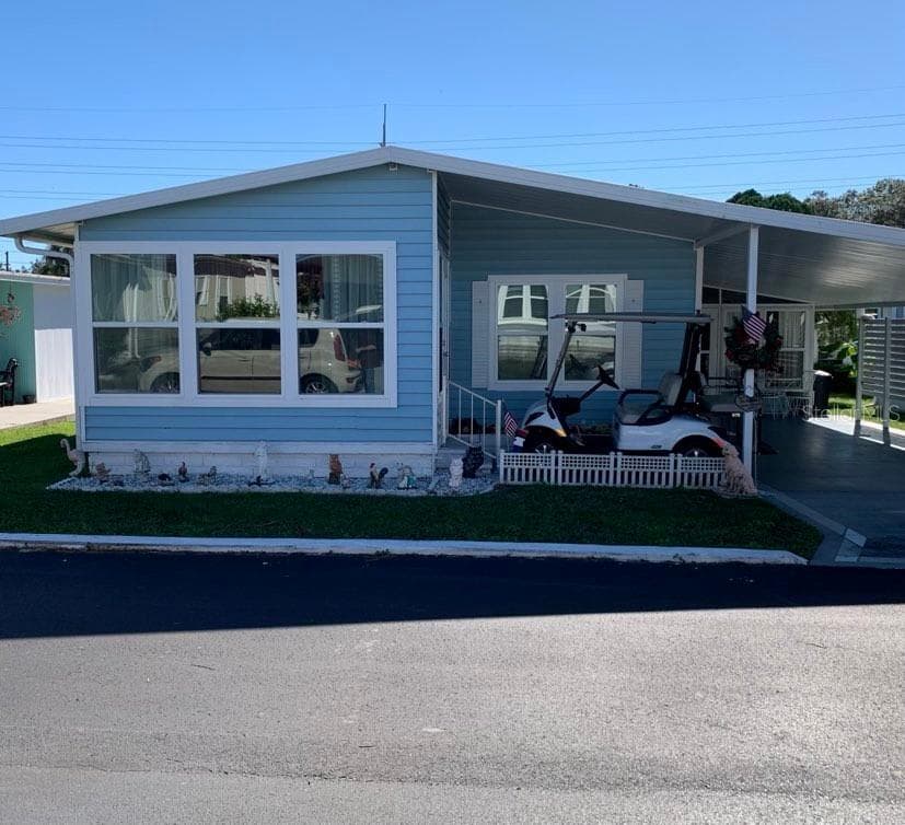 37848 BARCELONA AVENUE ZEPHYRHILLS, FL 33541