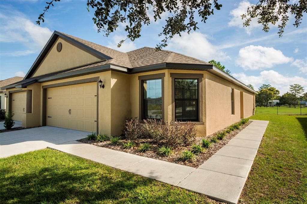8951 SOUTHERN CHARM CIRCLE BROOKSVILLE, FL 34613