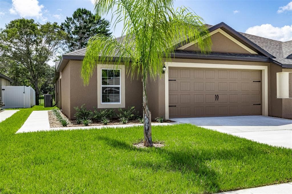 8931 SOUTHERN CHARM CIRCLE BROOKSVILLE, FL 34613