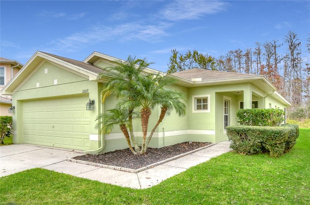 21019 FOLLENSBY COURT LAND O LAKES, FL 34637