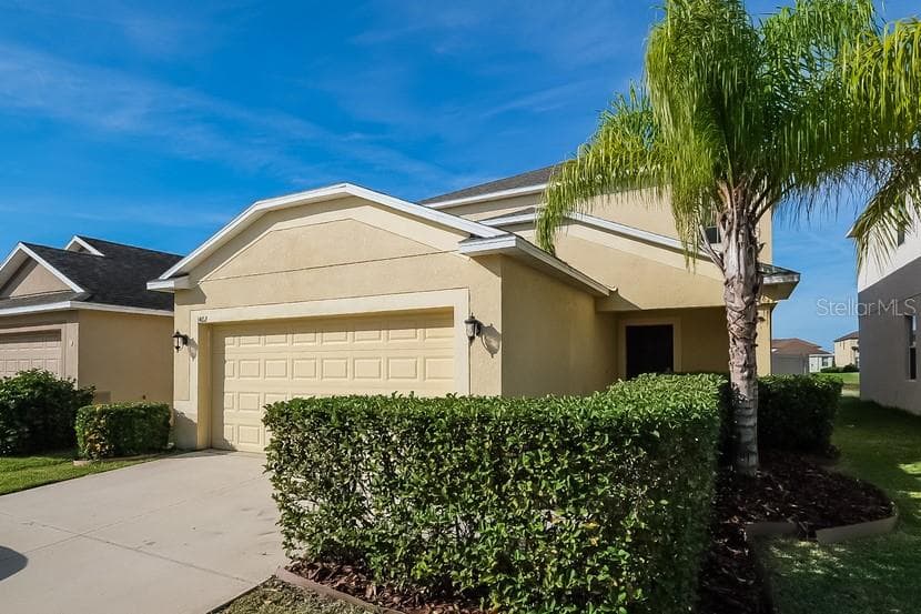1402 TRAILWATER STREET RUSKIN, FL 33570