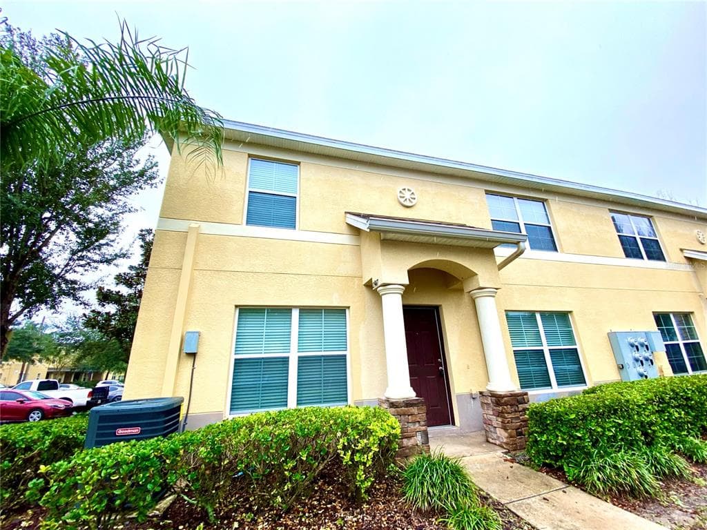 12947 TRADE PORT PLACE RIVERVIEW, FL 33579