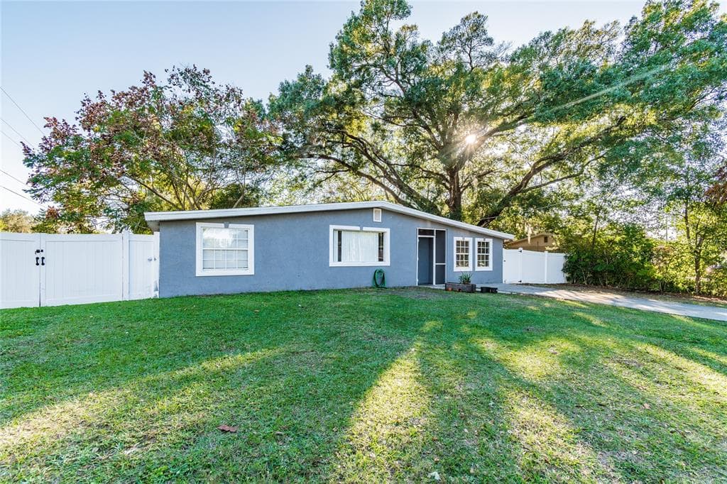 511 HEDGE ROW ROAD BRANDON, FL 33510