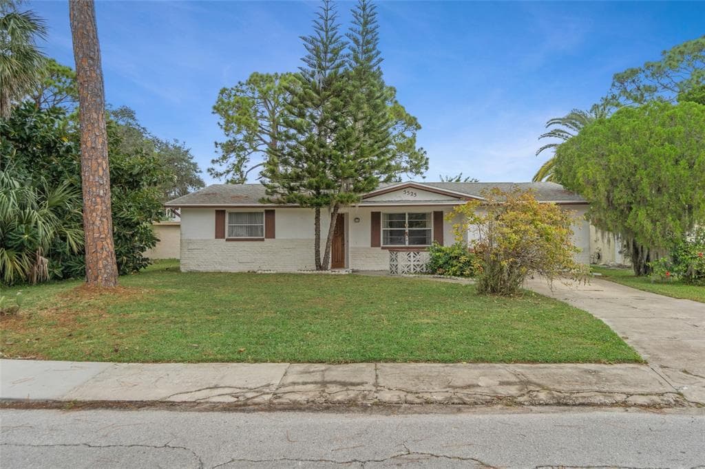 5525 QUIST DRIVE PORT RICHEY, FL 34668