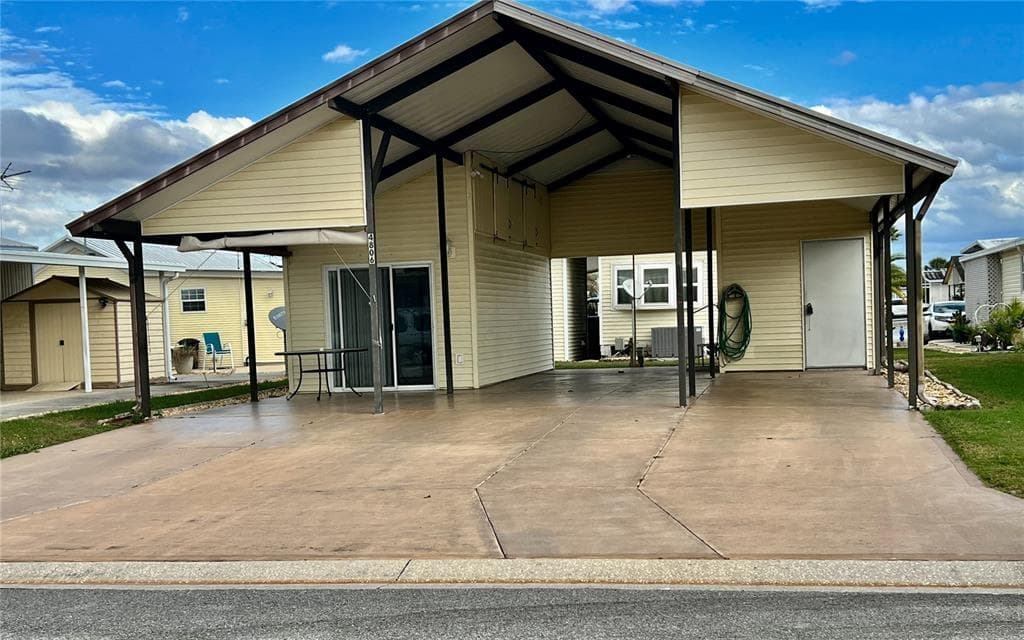 4806 ELWANA WAY ZEPHYRHILLS, FL 33541