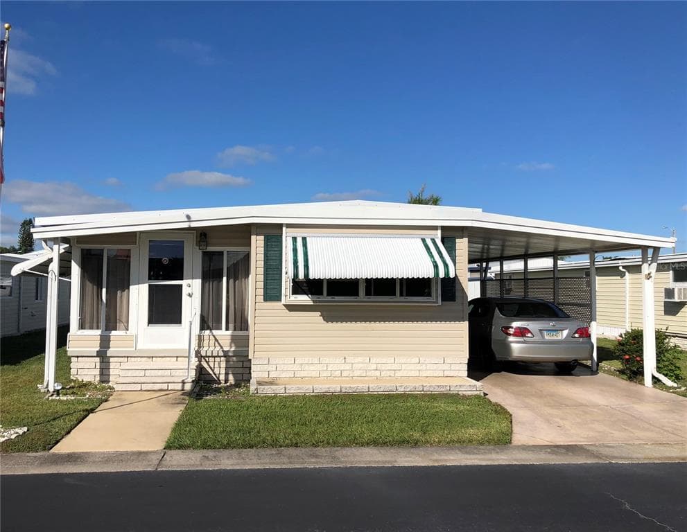 11300 124TH AVENUE UNIT 125 LARGO, FL 33778