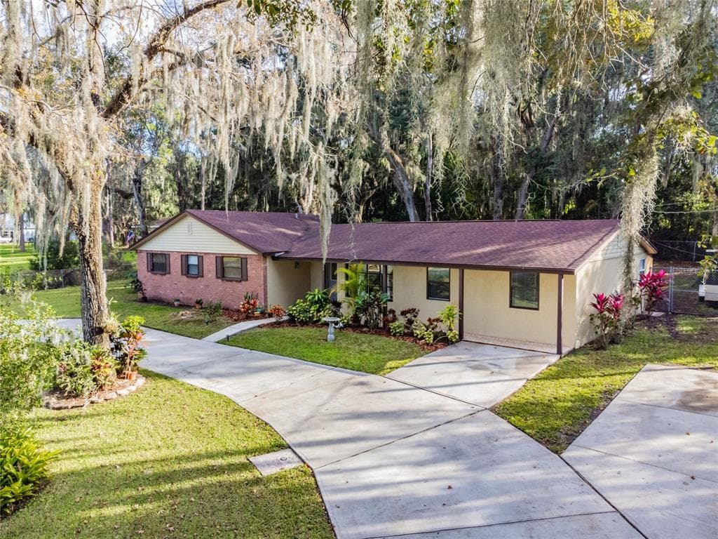 10925 PARK DRIVE RIVERVIEW, FL 33569