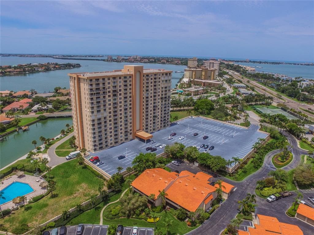 4900 BRITTANY DRIVE S UNIT 908 ST PETERSBURG, FL 33715
