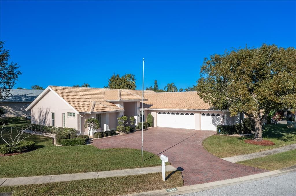 8601 CAITLIN COURT HUDSON, FL 34667