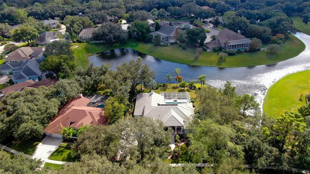 6619 STONINGTON DRIVE N TAMPA, FL 33647