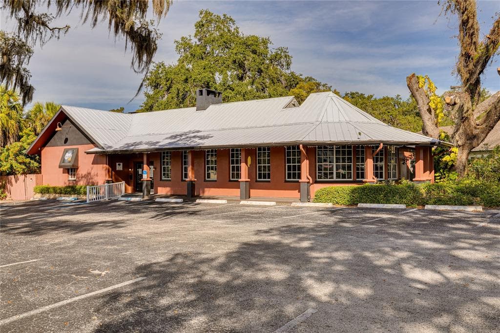 1575 S FORT HARRISON AVENUE CLEARWATER, FL 33756