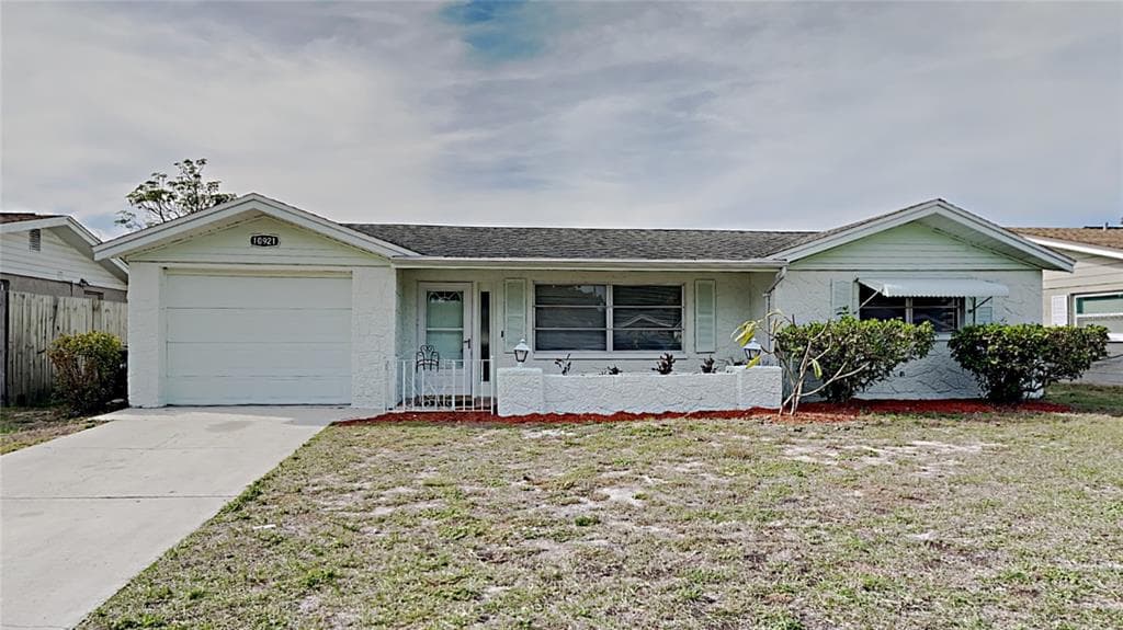 10921 QUEENS ROAD PORT RICHEY, FL 34668