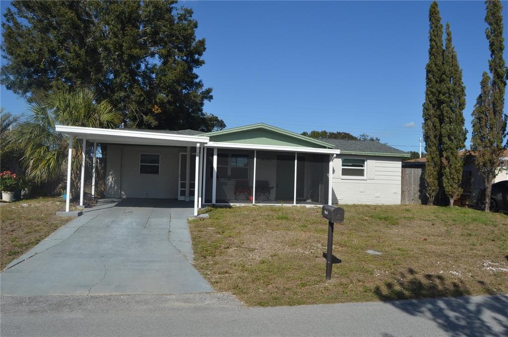 4551 TARAY LANE HOLIDAY, FL 34690