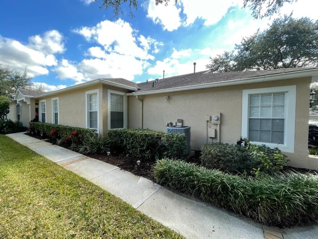 19127 WHITE WING PLACE TAMPA, FL 33647