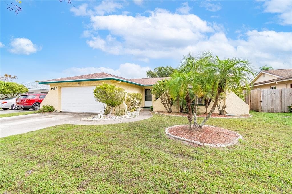 8497 90TH ST SEMINOLE, FL 33777