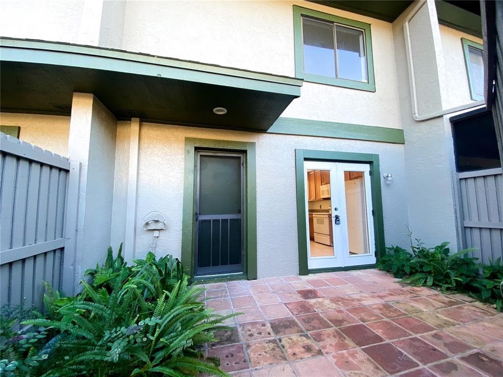 7807 LEMONWOOD COURT UNIT 229 TEMPLE TERRACE, FL 33637