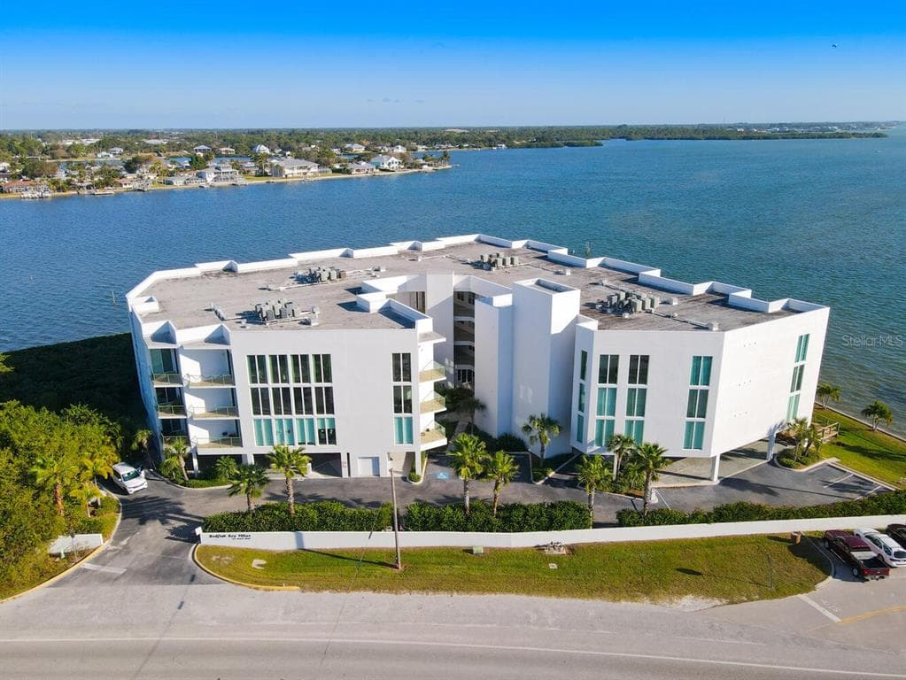 1375 BEACH ROAD UNIT 204 ENGLEWOOD, FL 34223