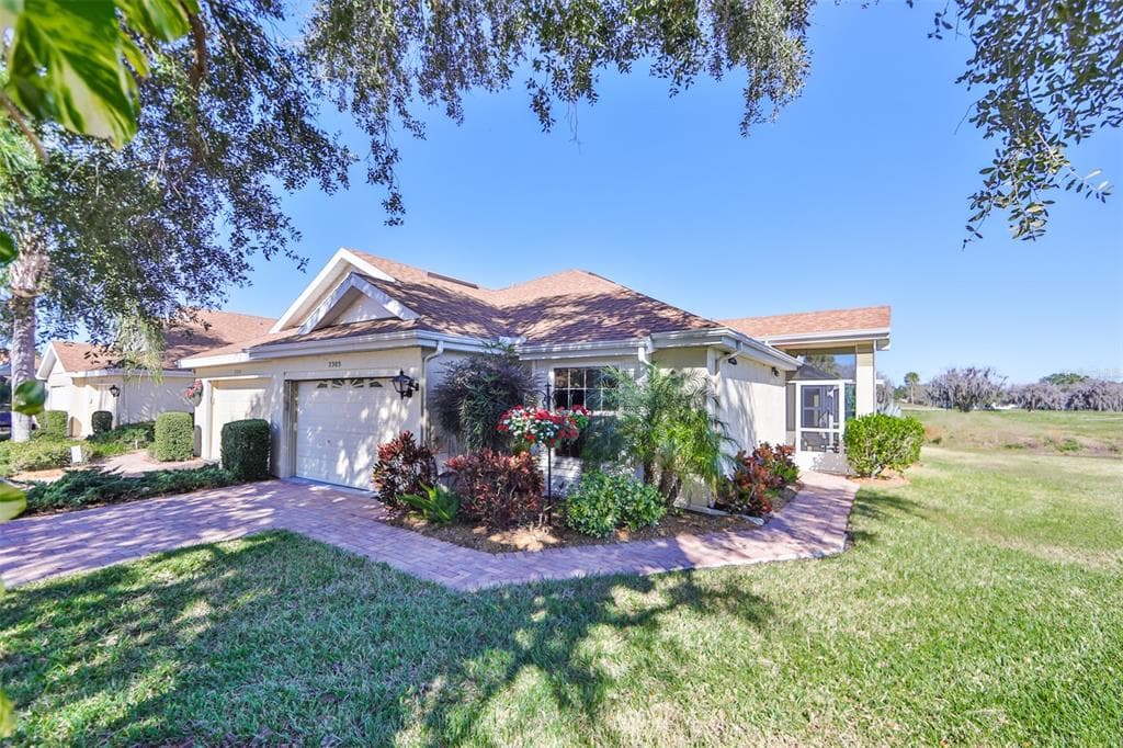 2303 NEW ORCHARD COURT SUN CITY CENTER, FL 33573