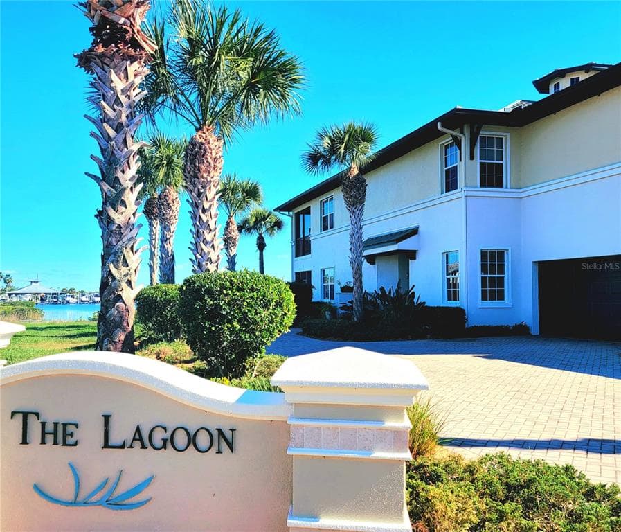 1151 RIVERSCAPE STREET BRADENTON, FL 34208