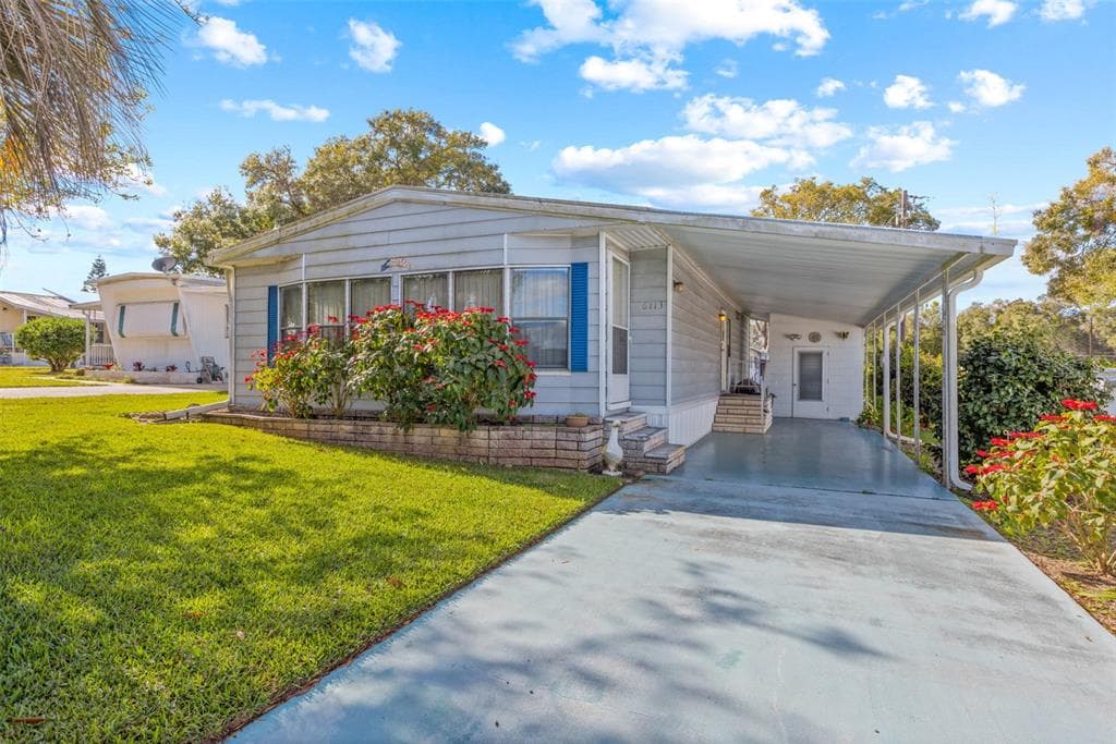 6113 ALPINE DRIVE ZEPHYRHILLS, FL 33542