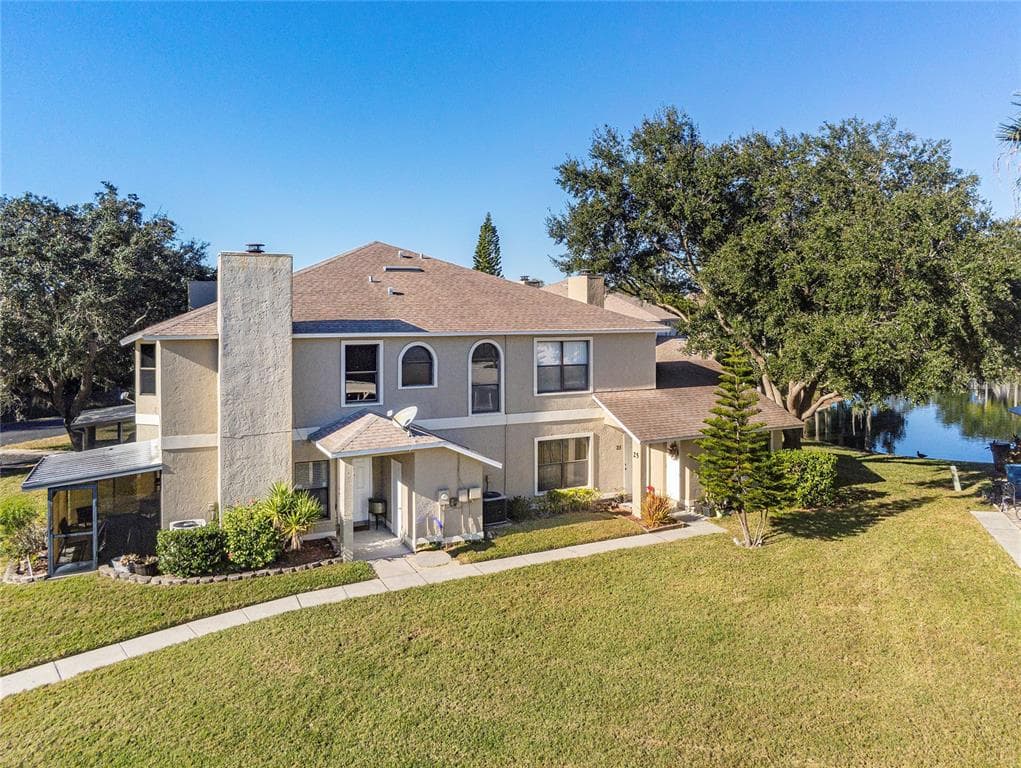 24 EMERALD BAY DRIVE OLDSMAR, FL 34677