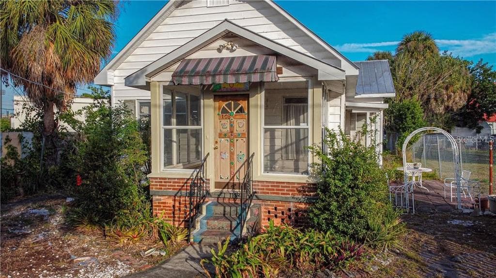 108 S WILLOW AVENUE TAMPA, FL 33606