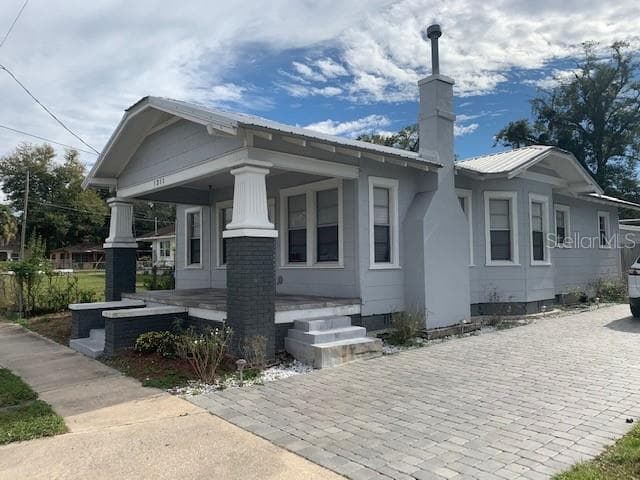 1311 E LAKE AVENUE TAMPA, FL 33605