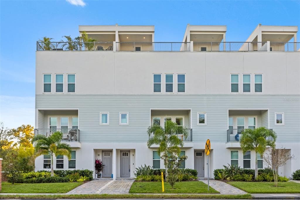 2442 W MISSISSIPPI AVENUE UNIT 9 TAMPA, FL 33629
