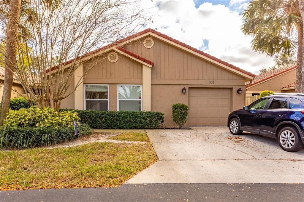 503 SAINT TROPEZ CIRCLE NE ST PETERSBURG, FL 33703