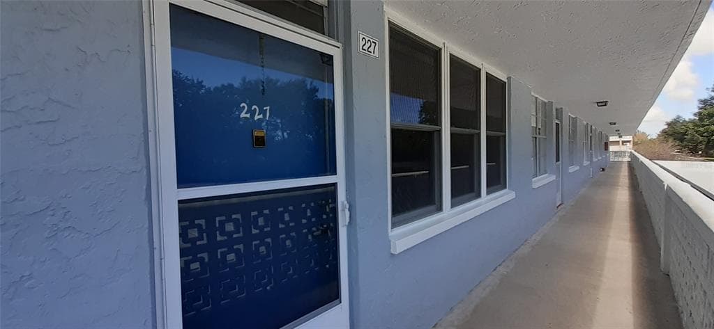 4880 LOCUST STREET NE UNIT 227 ST PETERSBURG, FL 33703
