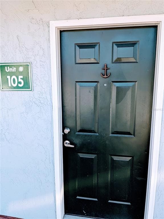 321 OAK ROSE LANE UNIT 105 TAMPA, FL 33612