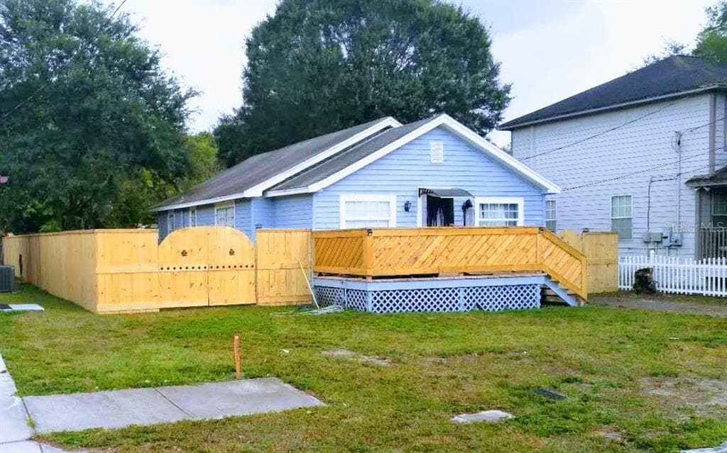 3303 N MORGAN STREET TAMPA, FL 33603