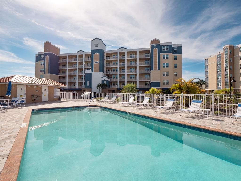 960 STARKEY ROAD UNIT 9304 LARGO, FL 33771