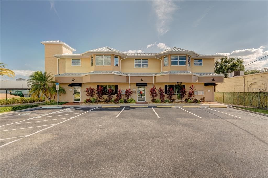 2105 DREW STREET CLEARWATER, FL 33765