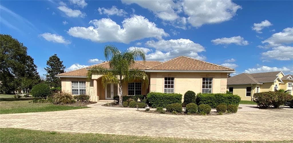 8717 MISSISSIPPI RUN WEEKI WACHEE, FL 34613