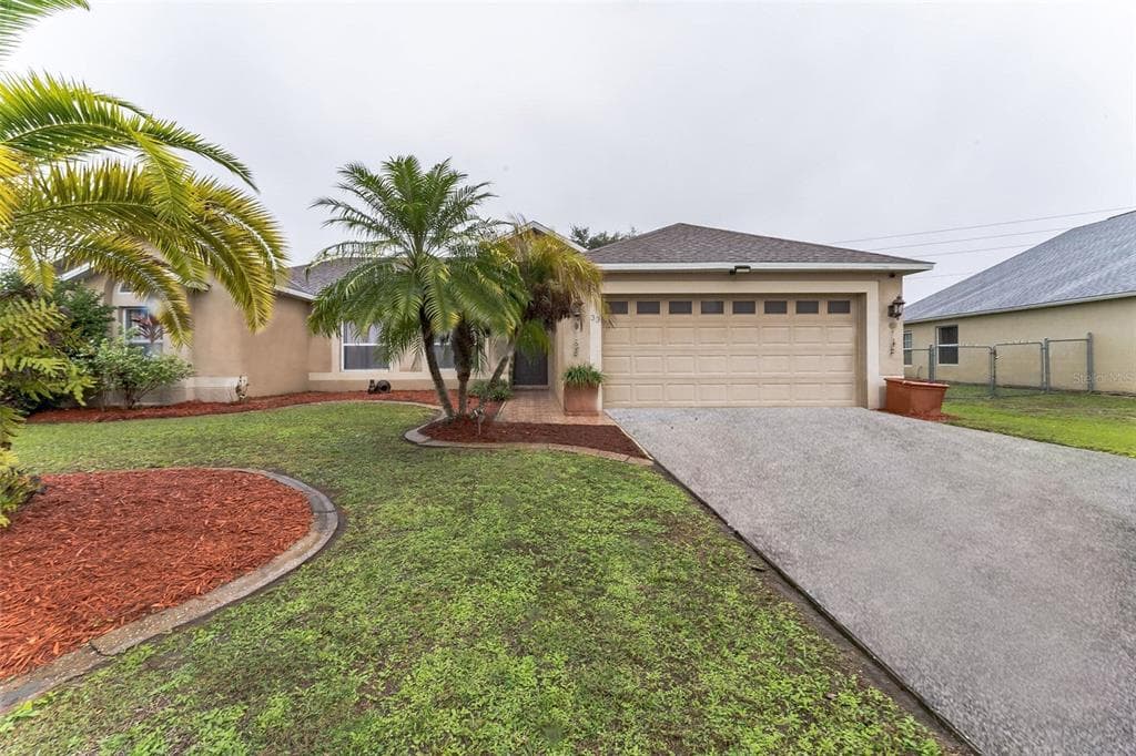 33 YORK COURT KISSIMMEE, FL 34758