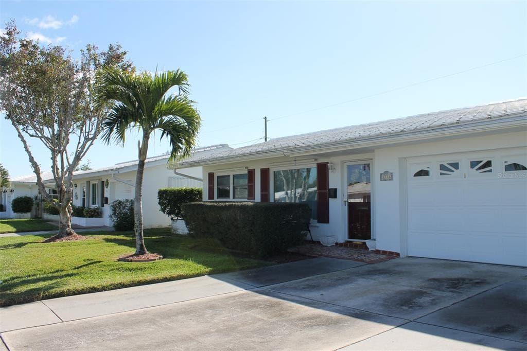 3716 MAINLANDS BOULEVARD N PINELLAS PARK, FL 33782