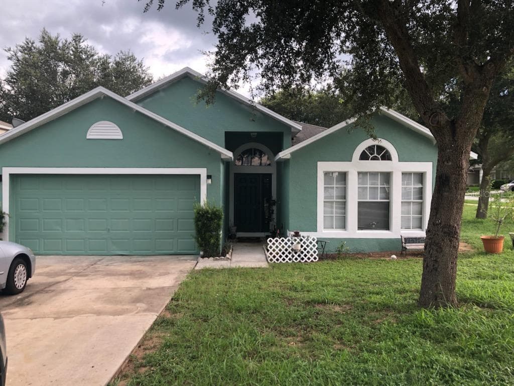 2366 TEALWOOD CIRCLE TAVARES, FL 32778